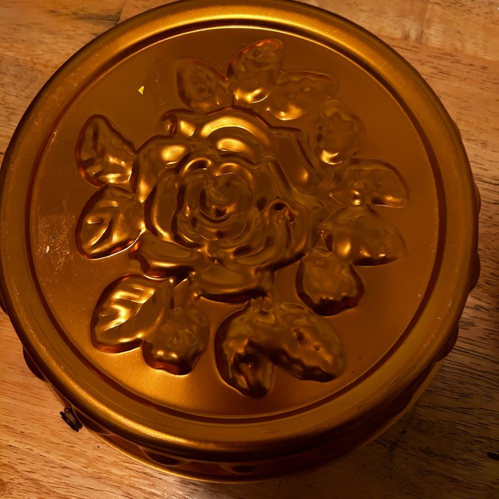 Copper hanging mold